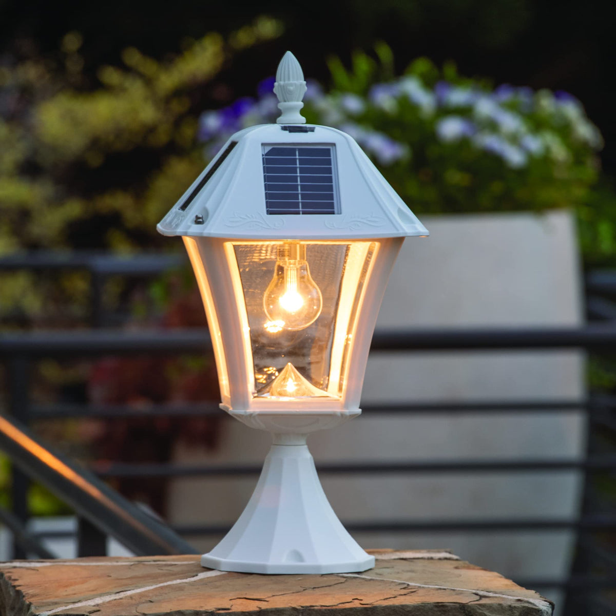 White Outdoor Solar Post Light with 3 Mounting Options I36526