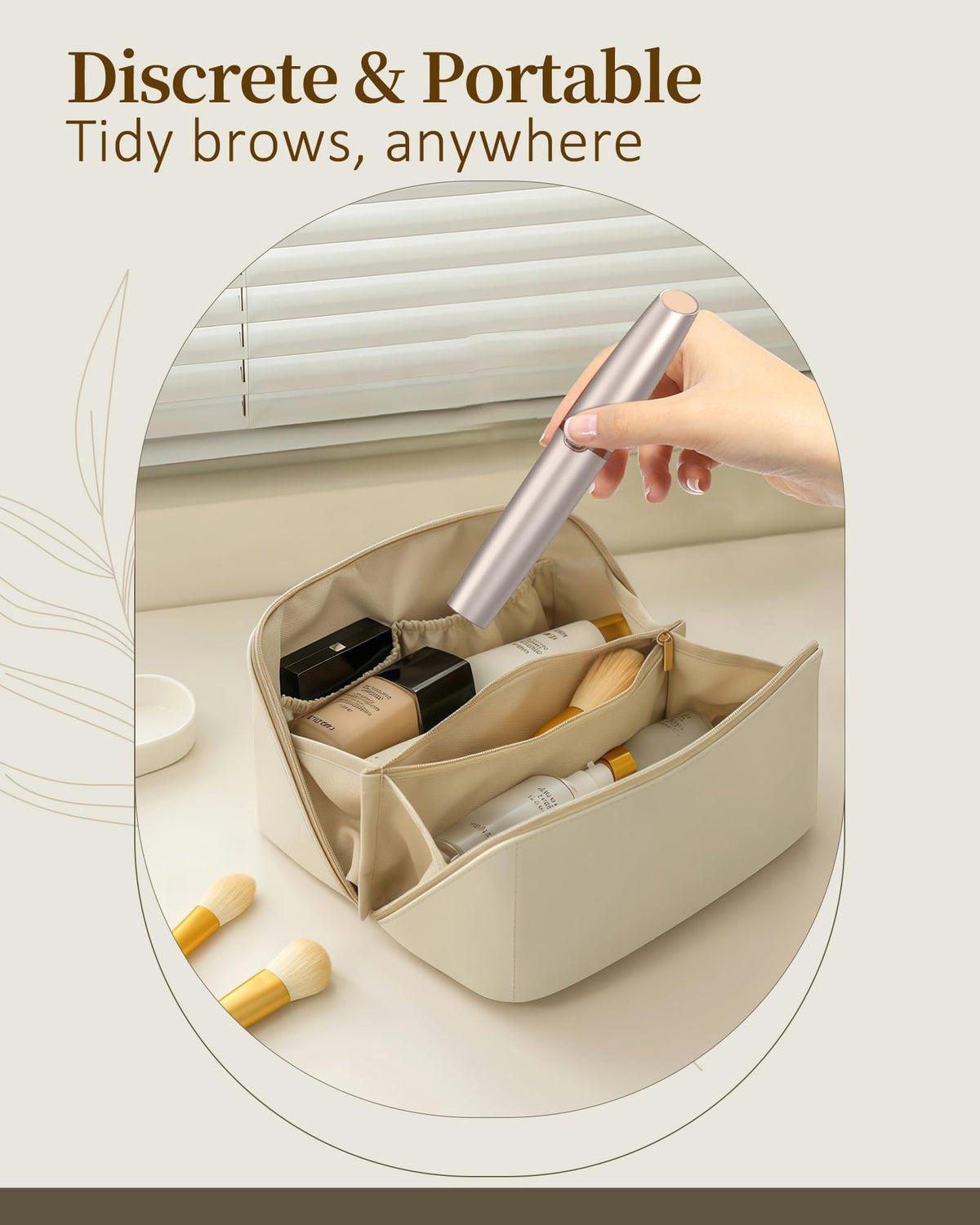 Rechargeable Eyebrow Trimmer with 2 Replacement Heads & LED Light S78403